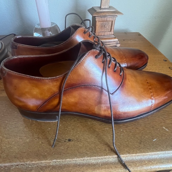 Magnanni “ Selección” oxfords with light cap-toe detailing in tan, size EU 41 main image 7